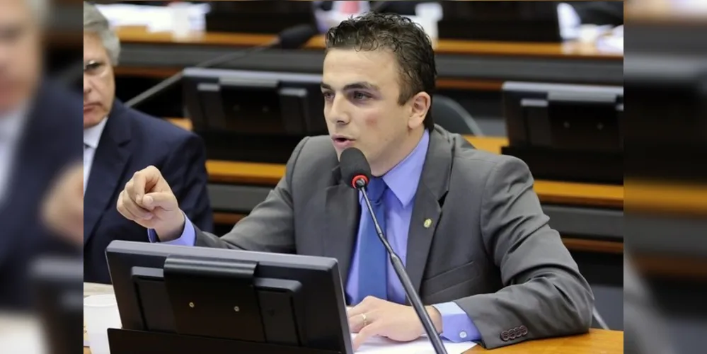 Deputado federal figura como pré-candidato ao cargo e fala sobre desafios da cidade