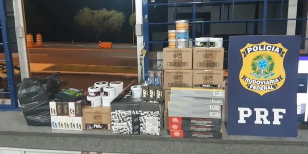 Duas pessoas foram detidas; a carga seguia para o litoral catarinense