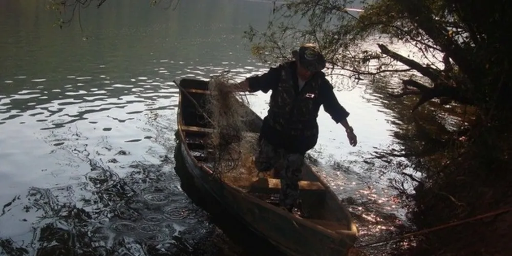 O período da Piracema, que termina nesta sexta (28), segue normativa do Ibama e busca proteger o estoque de peixes nativos no Estado de 1º de outubro a 28 de fevereiro. 