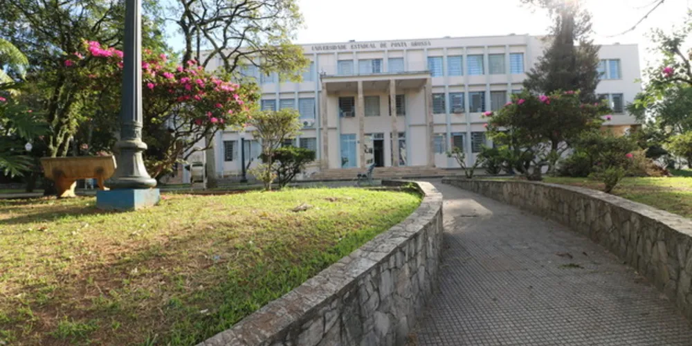 O prazo para inscrições termina na próxima terça-feira (03). Os cursos são ofertadas na modalidade de ensino a distância.