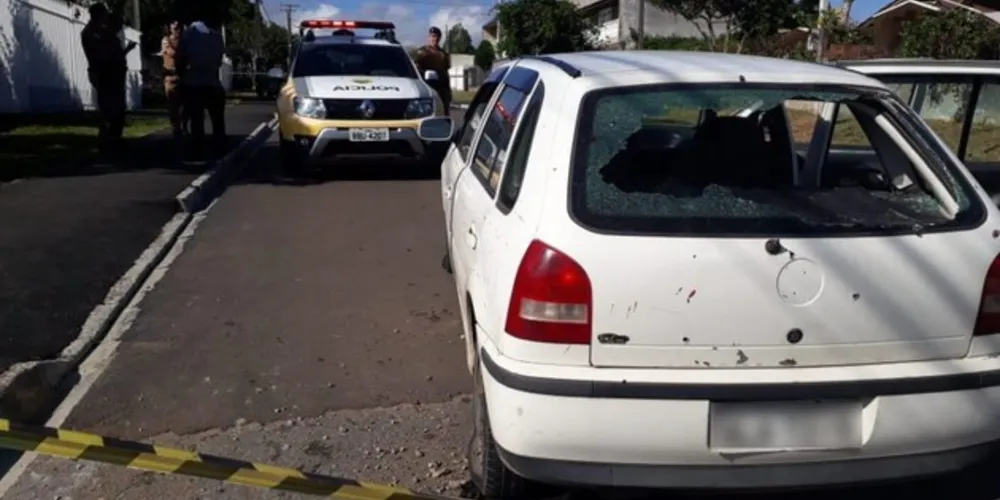 Segundo informações da PM, os atiradores seguiram o alvo desde o momento em que ele saiu da prisão.