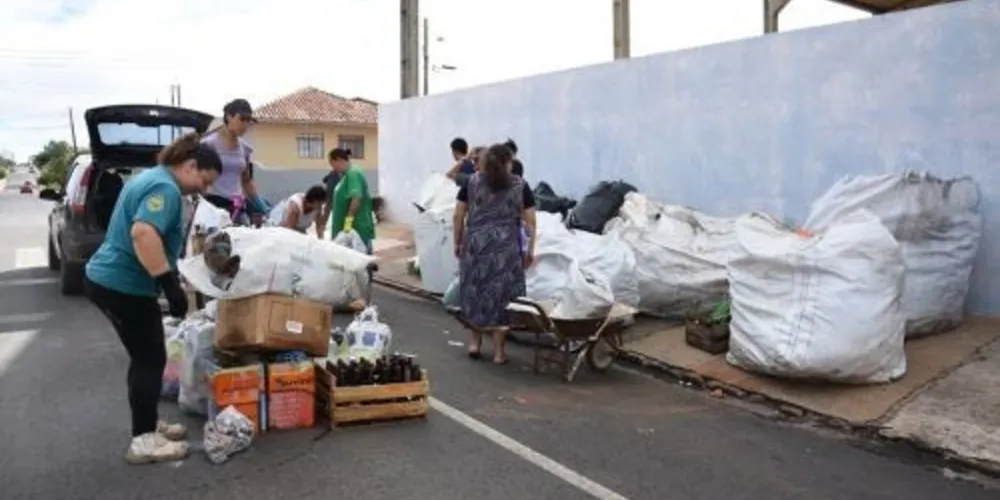 O objetivo do programa é dar um final adequado para os materiais recicláveis