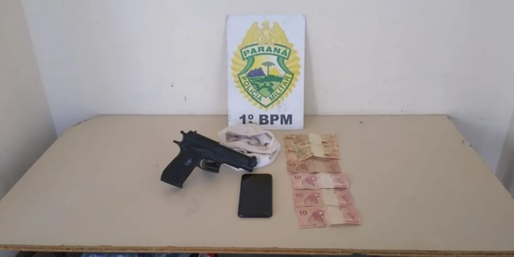 Imagem ilustrativa da imagem Polícia ‘rastreia’ celular e prende dupla suspeita de roubo