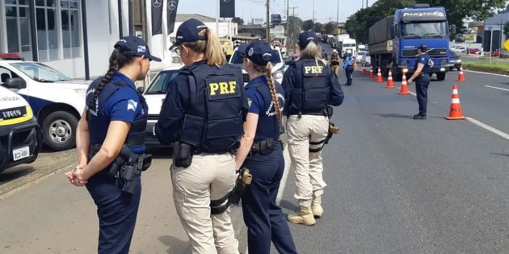 A ação é alusiva ao Dia Internacional da Mulher, que é comemorado no dia 08 de Março