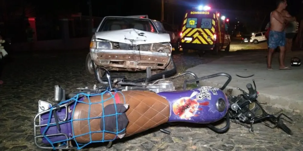 Vítima sofreu ferimentos moderados e foi levado ao Pronto Socorro Municipal