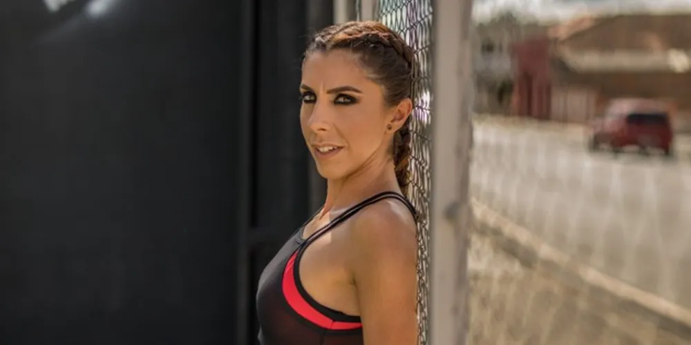 BDAY - Luciane M. Ricetti Favero recebeu as felicitações pela troca de idade, na última terça-feira (11). Lu, como é conhecida, vem fazendo um excelente trabalho incentivando as pessoas a ter melhor qualidade de vida. Da coluna RC os votos de alegrias e sucesso.