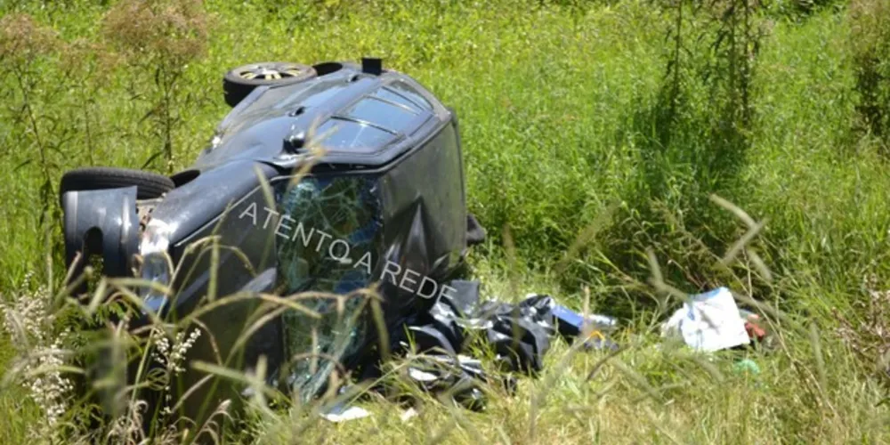 Acidente nesta terça-feira mobilizou bombeiros, policiais civis e militares e equipe do IML