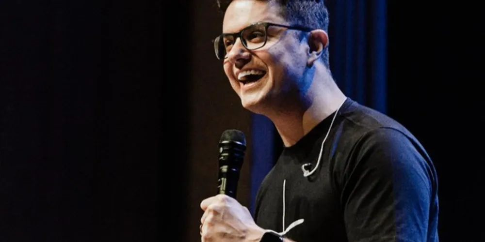Aos 29 anos, Deive Leonardo se transformou no youtuber com o maior canal de pregação individual do mundo, com mais de 155 milhões de visualizações