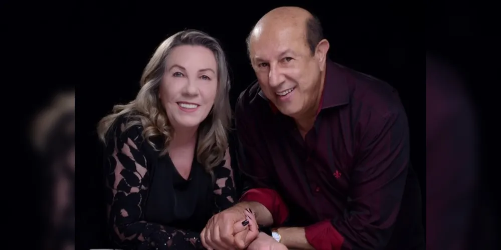 FELICITAÇÕES- Valmir de Lima Sebastião, esposa do cartorário Luiz Carlos Sebastião reserva  a sexta-feira (13), para receber felicitações pela passagem do seu aniversário. Da coluna RC os votos de prosperidade e realizações.
Foto: Cleon Costa