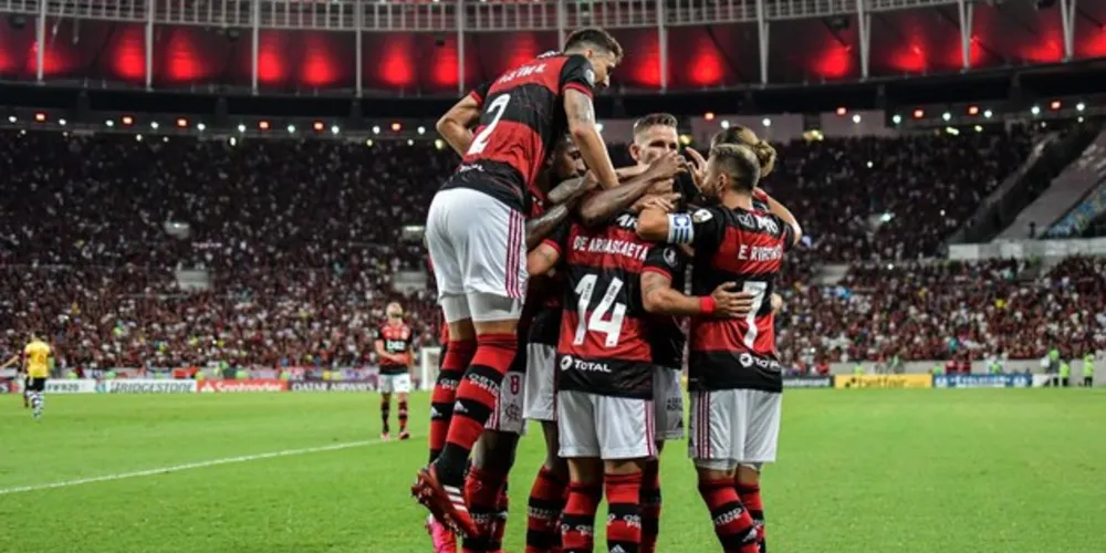 Cinco clubes brasileiros entrariam em campo semana que vem pela Libertadores: Flamanengo, Palmeiras, Athletico-Pr, São Paulo e Santos