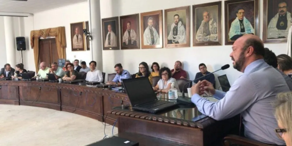 Imagem ilustrativa da imagem UFPR decide suspender aulas a partir de segunda