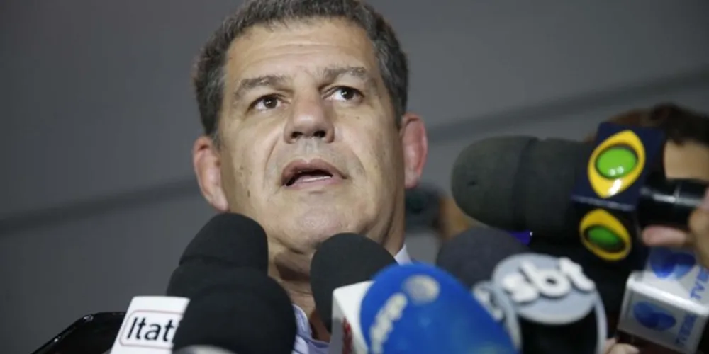 Ex-ministro sofreu infarto dentro de casa, foi levado ao hospital, mas não resistiu