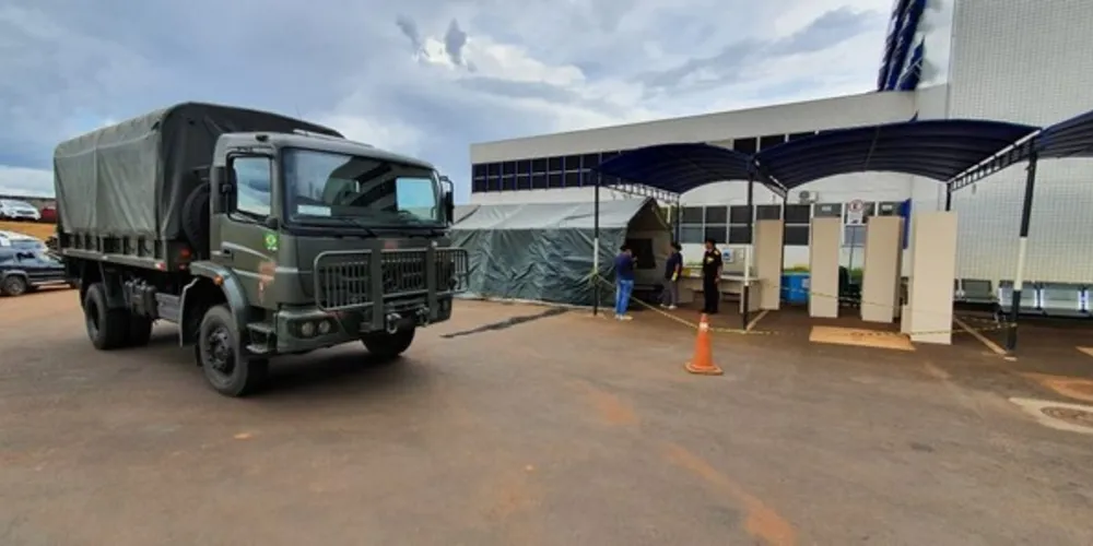 Imagem ilustrativa da imagem HU monta estrutura para receber casos suspeitos de Covid-19