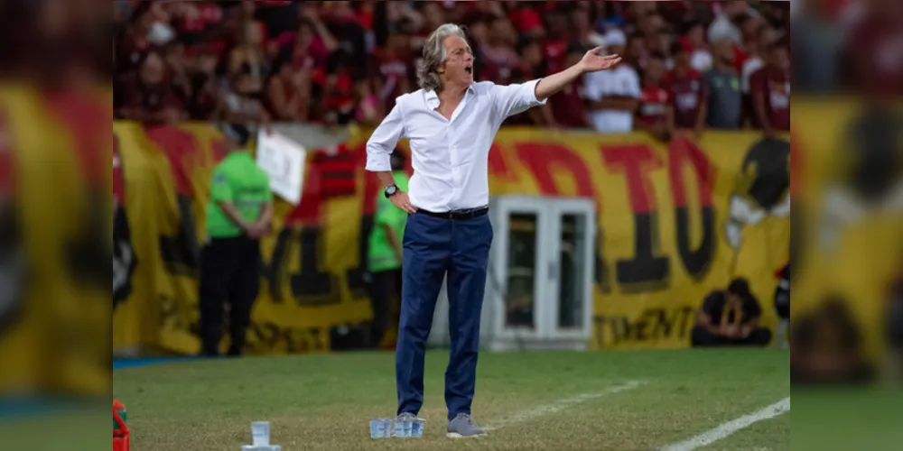 Técnico do Flamengo diz não sentir sintomas, mas novos exames serão feitos