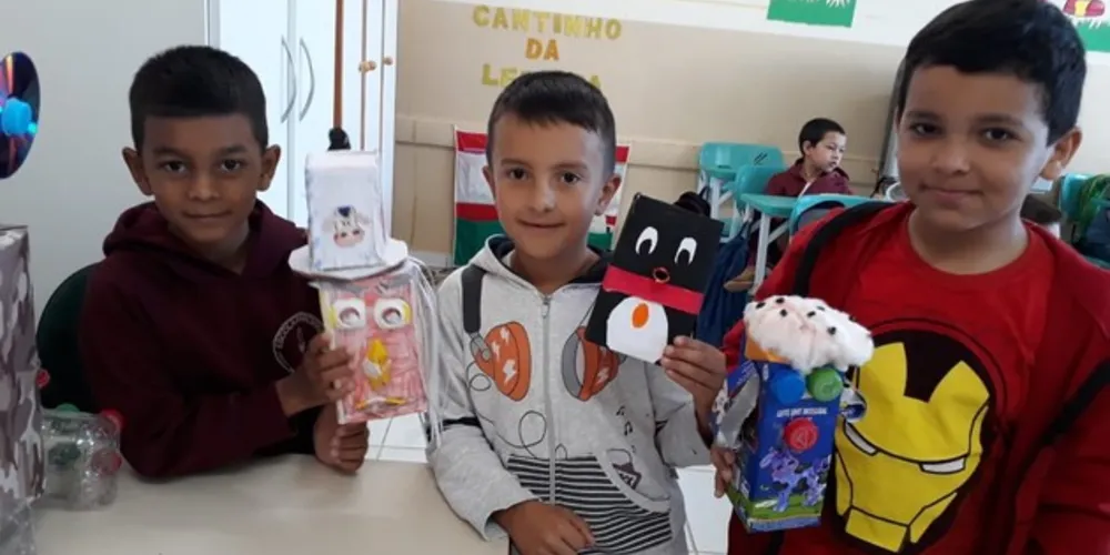 Imagem ilustrativa da imagem Brinquedos reciclados trazem noções sustentáveis