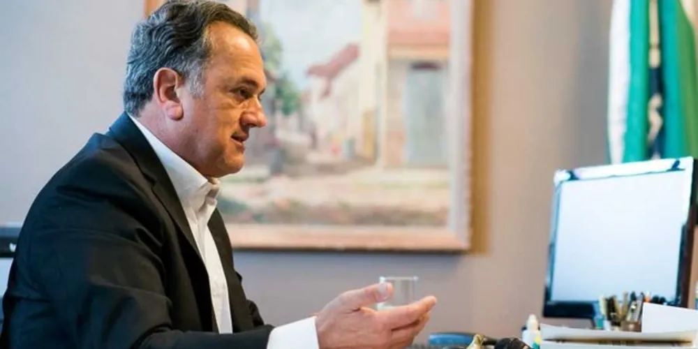 Imagem ilustrativa da imagem Plauto comemora novos caminhões para o Corpo de Bombeiros