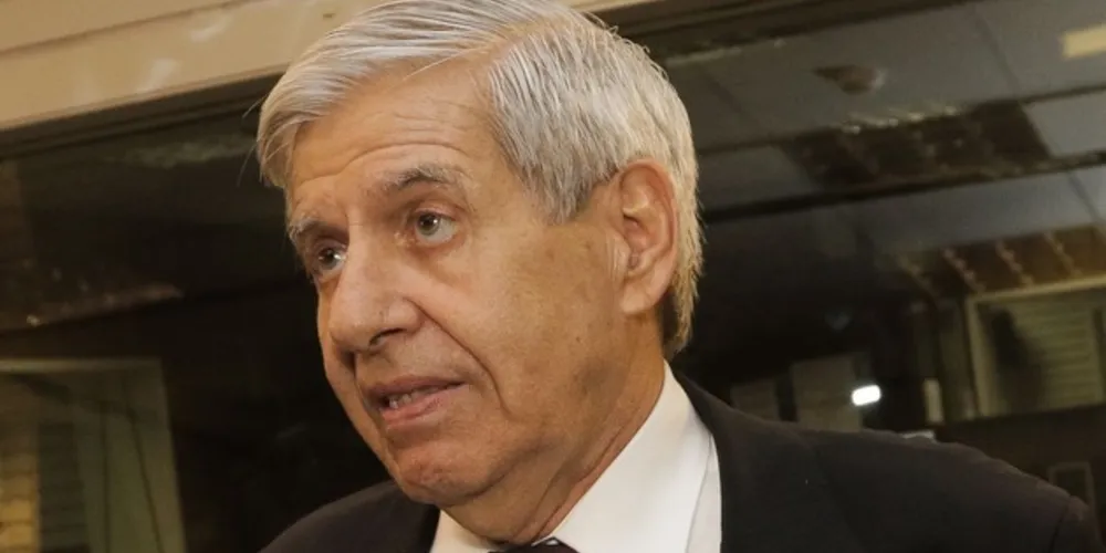 Augusto Heleno confirmou informação pelas redes sociais