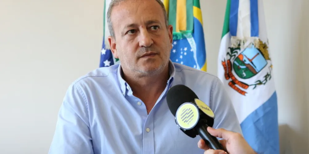 Prefeito usou redes sociais para avisar os comerciantes da cidade