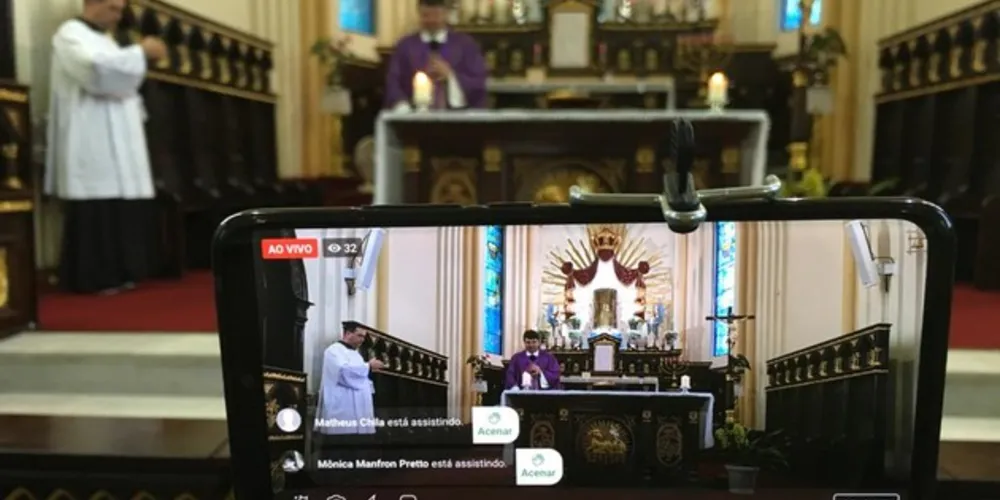 Celebração foi transmitida pela página do Facebook da Reitoria