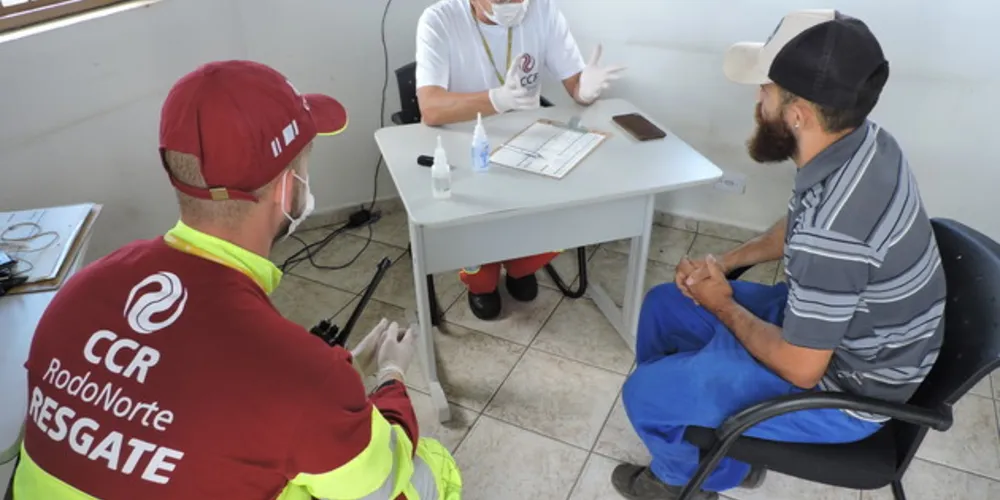 Profissionais são avaliados e recebem orientações de médicos e socorristas da concessionária