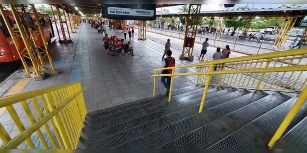 Movimento no Terminal Central diminuiu com o fechamento do comércio