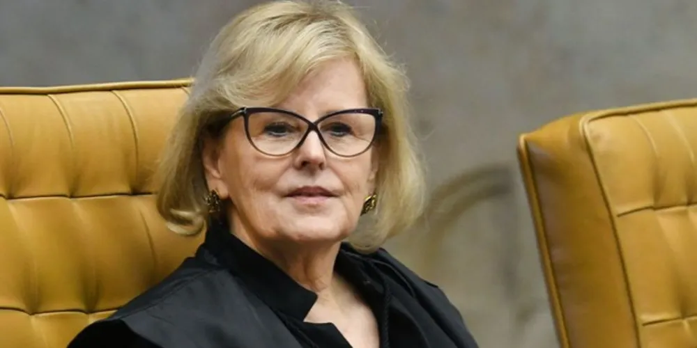 Ministra presidente do TSE emitiu nota após manifestações de políticos