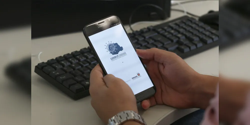 App permite a criação de um grande banco de dados para agilizar as tomadas de decisão em relação à circulação do vírus.
