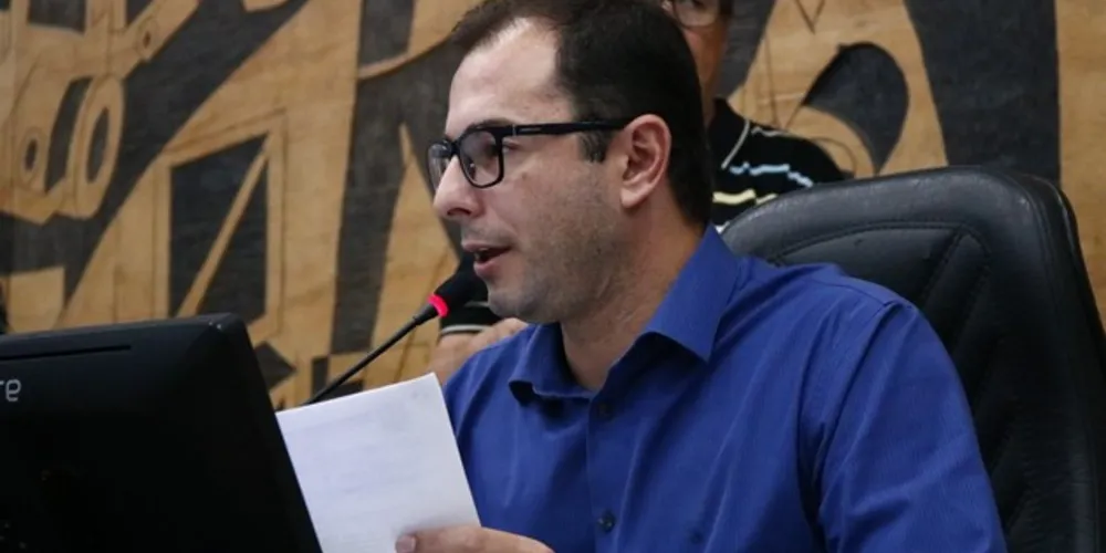 Imagem ilustrativa da imagem Câmara de PG estuda adotar sessões online