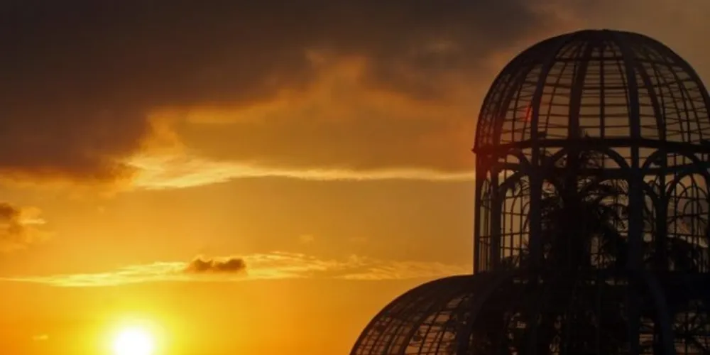 Imagem ilustrativa da imagem Aniversário de Curitiba tem soar de sinos e oração pelo fim da pandemia