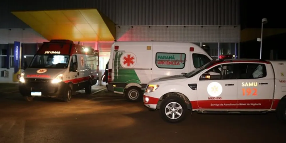 Vítima perdeu muito sangue e precisou ser levada ao HU-UEPG com lesões graves