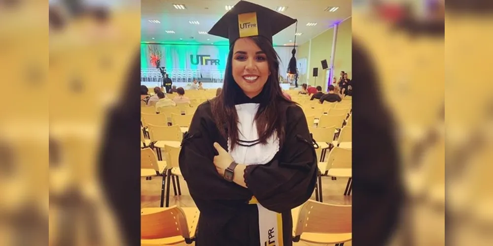 Andressa se formou em Ciência da Computação na própria UTFPR recentemente; 