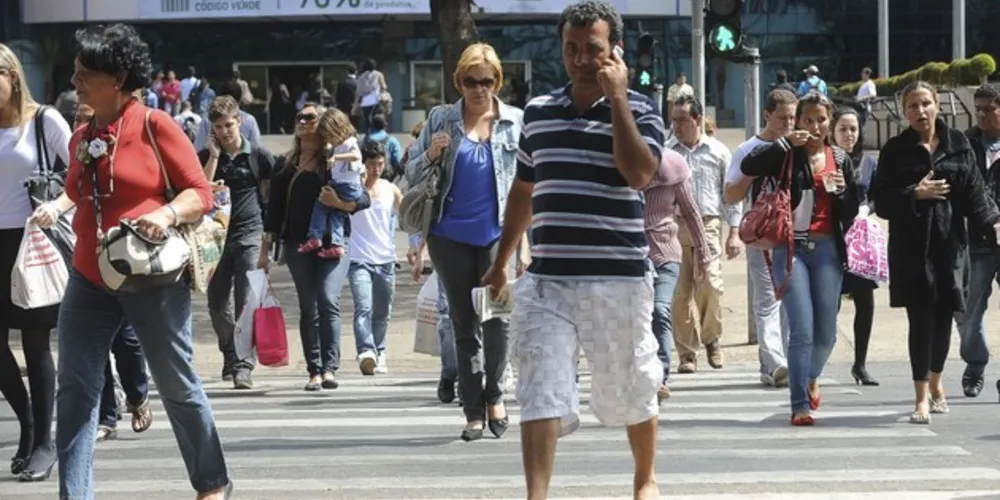 Ao todo, são 12,3 milhões de desempregados no Brasil, diz IBGE