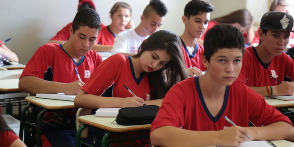 A situação é excepcional e valerá enquanto durar a situação de emergência da saúde pública.