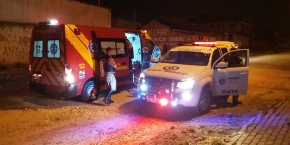 Vítima foi levada ao Hospital Cajuru com fermentos considerados graves