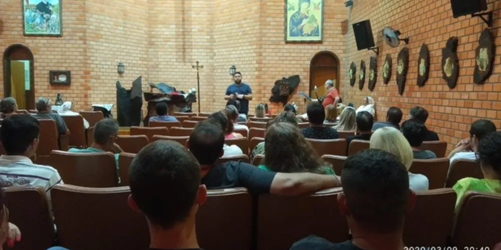 Reuniões presenciais na casa geral da Copiosa Redenção aconteciam às segundas-feiras