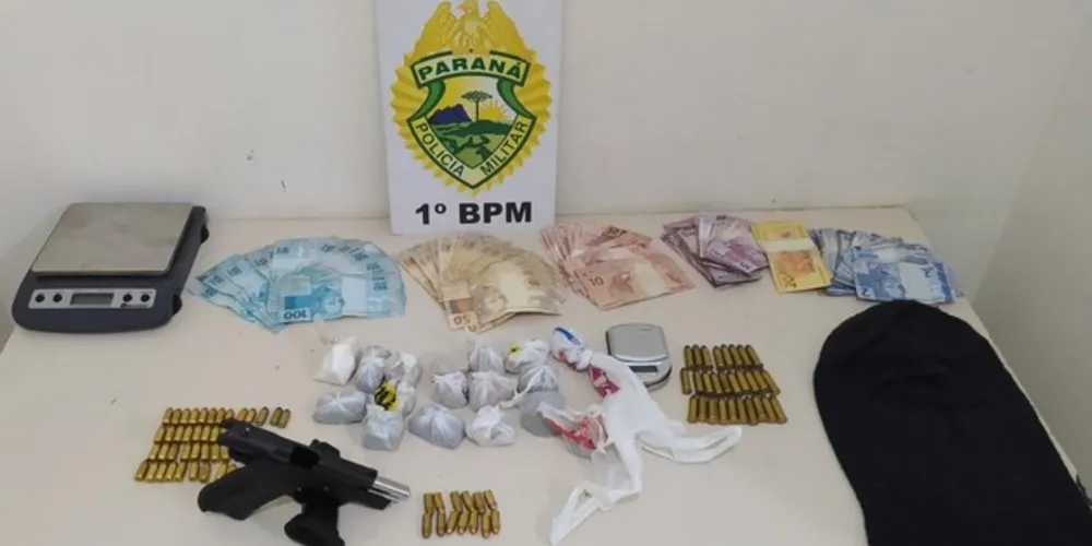Material foi encontrado com três suspeitos de envolvimento no homicídio da noite de domingo