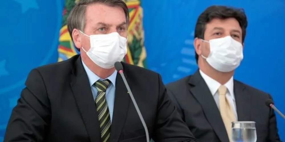 Bolsonaro deve demitir ainda nesta segunda-feira o ministro da Saúde, Luiz Henrique Mandetta,