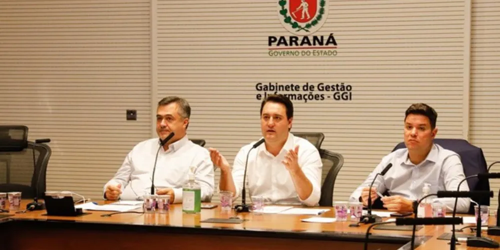 Foram discutidas estratégias conjuntas de atuação junto ao Governo Federal  para ajudar o Estado a superar a crise 