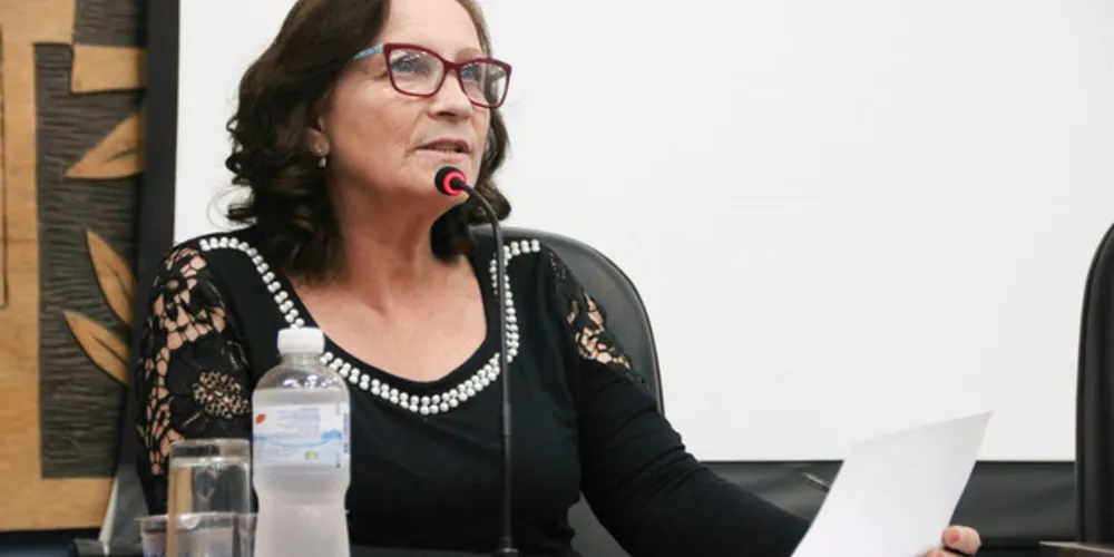 Imagem ilustrativa da imagem Vereadora de PG passa mal e sessão é interrompida