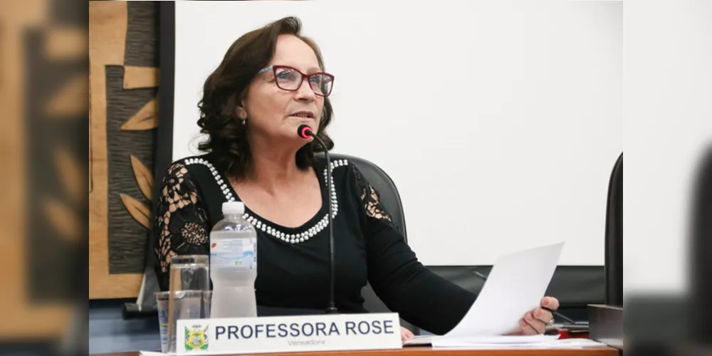 Imagem ilustrativa da imagem Vereadora de PG passa mal e sessão é interrompida
