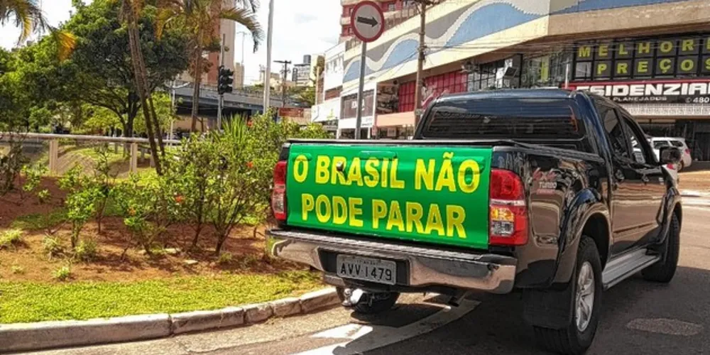 Especialistas apontam que o caminho mais curto para a volta à normalidade das atividades comerciais é seguir à risca as recomendações da OMS