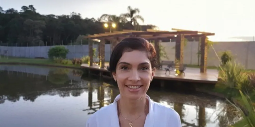 Caroline é Sócia e Co-founder das Startups ConsultaMe e SantéMed