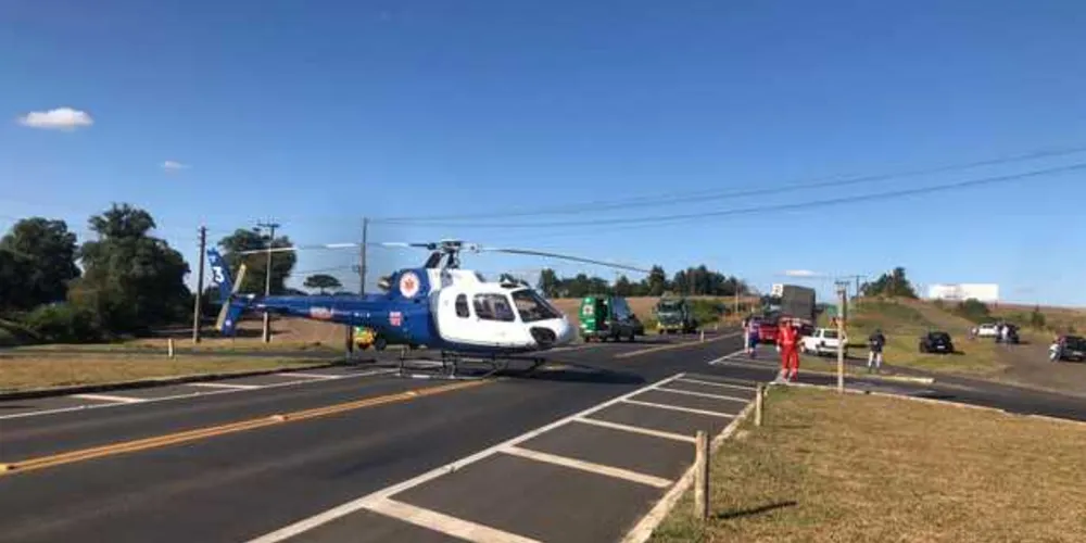 Motorista de caminhonete sofreu ferimentos graves e foi levado ao HU em Ponta Grossa