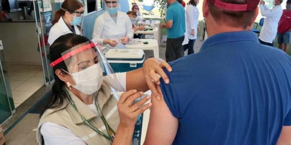 Serão disponibilizadas 5 mil doses para os profissionais que estão na linha de frente de uma das atividades essenciais para o abastecimento do Brasil.