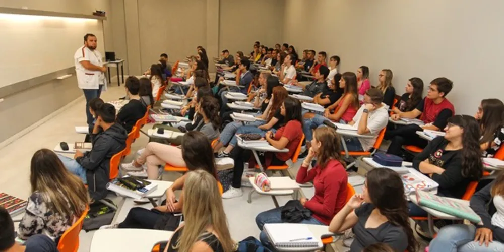 Enem Digital acontecerá pela primeira vez em outubro e deverá atingir até 100 mil estudantes