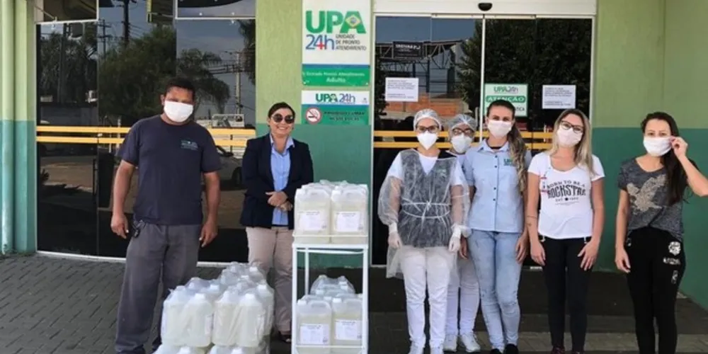 Uma das ações da DAF foi doar álcool em gel para a UPA Santa Paula