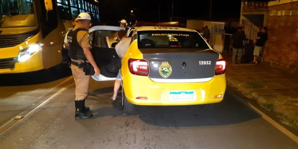 Motorista foi flagrado no bafômetro e acabou preso em flagrante