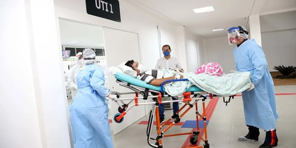 Segundo o PL 2.033/2020, a indenização poderá ser paga a viúvos ou companheiros, filhos, pais e irmãos (incluindo netos ou avós, no caso de filhos ou pais pré-mortos)