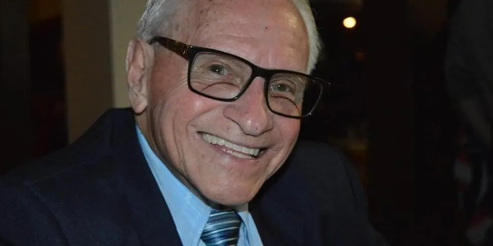 Mendes sofreu um acidente vascular cerebral em novembro do ano passado