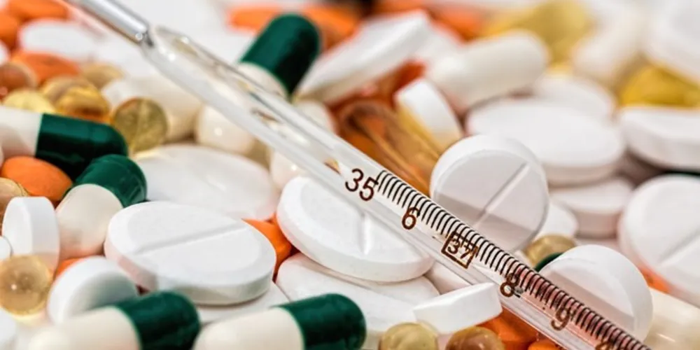 O projeto também obriga o médico a informar ao paciente que o produto ainda não aprovação ordinária da Anvisa